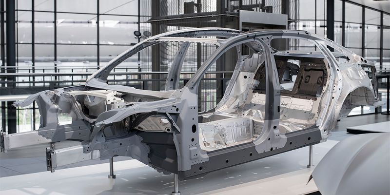 Новое поколение Audi A8 обзаведется кузовом из 4 компонентов