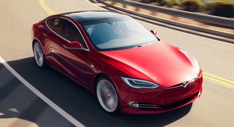 Tesla Model S разочаровала своими экологическими показателями