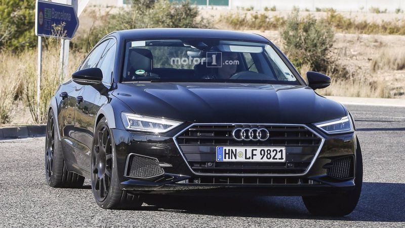 Новенький Audi RS7 попался на тестах