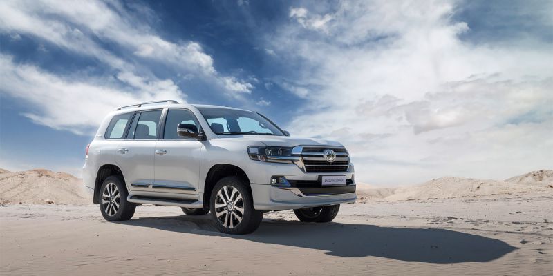 Toyota Land Cruiser Executive Lounge: старт продаж в России
