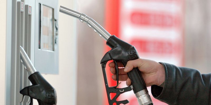 За недолив бензина на АЗС начнут штрафовать с 2019 года