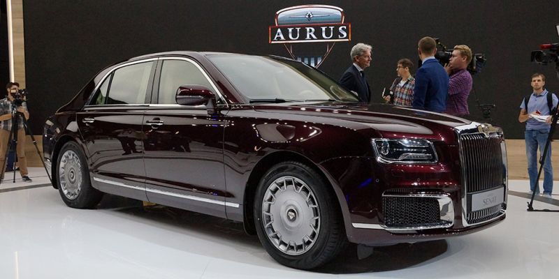 Aurus: автомобили покажут на автосалоне в Женеве