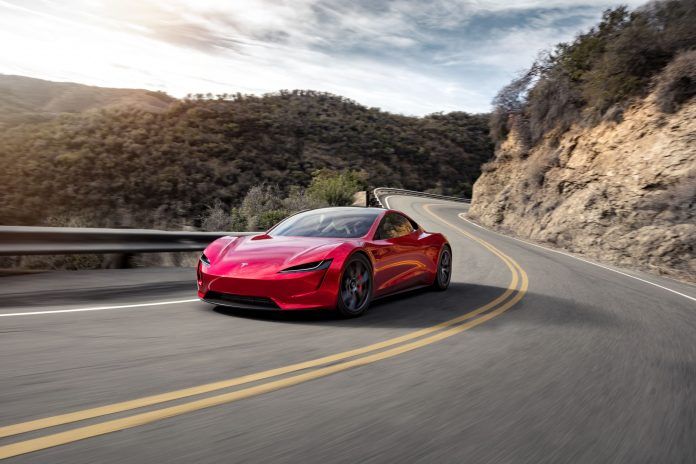 Электрокар Tesla Roadster будет «летать»
