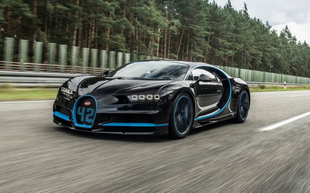 Bugatti Chiron разогнался до 417 км/ч на автобане