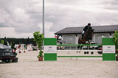 При поддержке Bentley Москва-Волгоградский состолялись международная выставка лошадей и турнир по конкуру