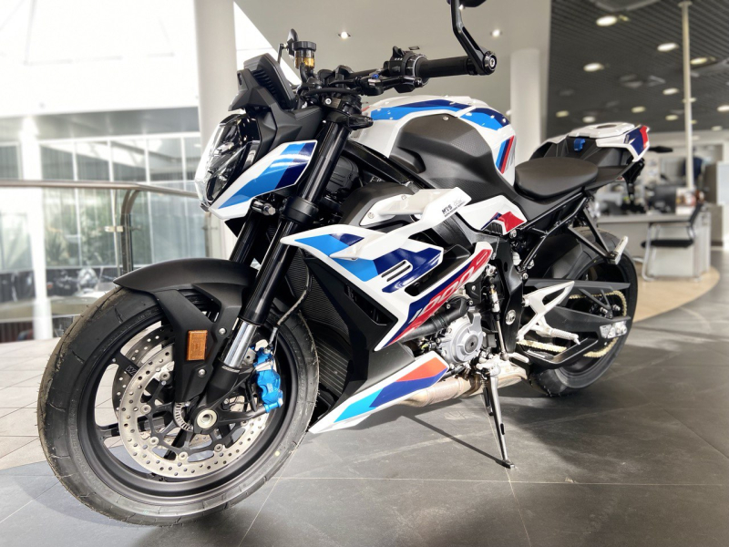 АВТОДОМ BMW Motorrad представляет новинку сезона – мотоцикл BMW M1000R