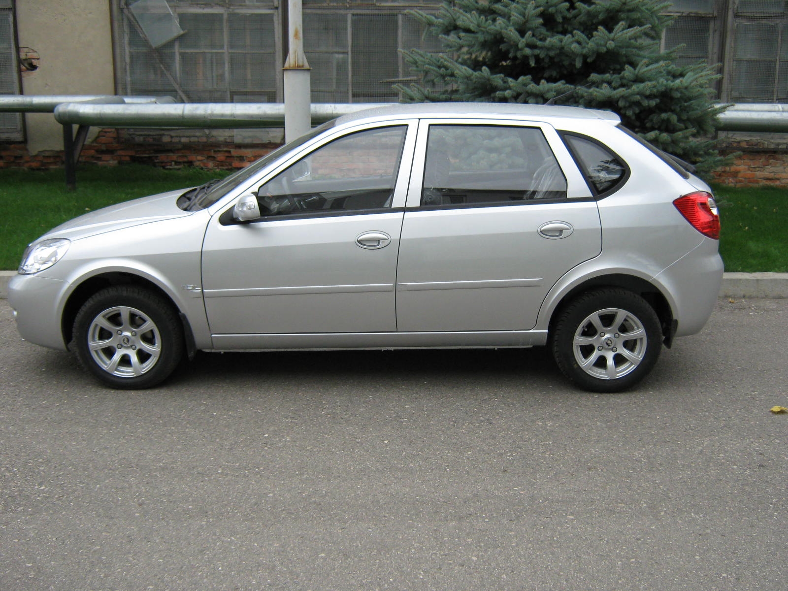 Lifan Breez HB уже в продаже