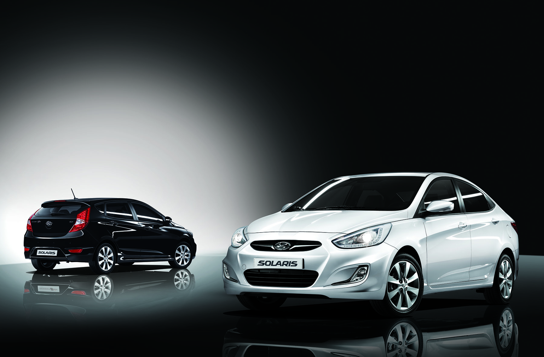 Solaris телефон. Hyundai Solaris 2013. Hyundai Solaris Verna. Хендай Солярис 1. Реклама Hyundai Solaris 2014.