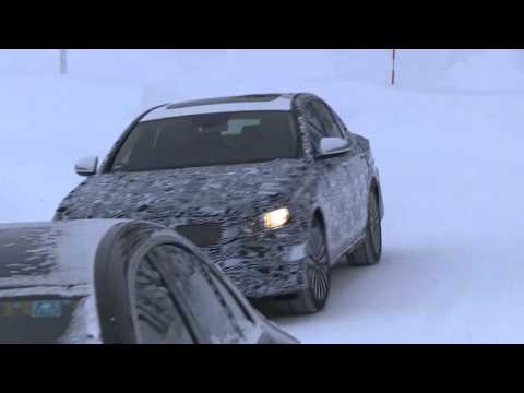 Next generation Mercedes-Benz E-Class spied during winter test
