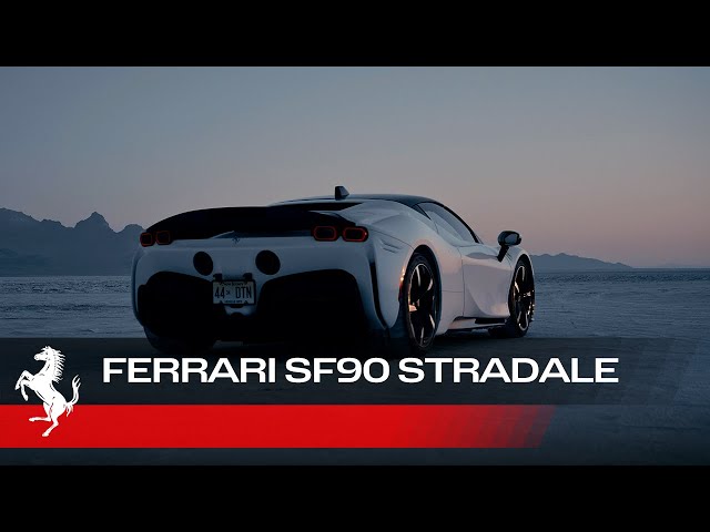 Ferrari SF90 Stradale испытали на дне высохшего озера