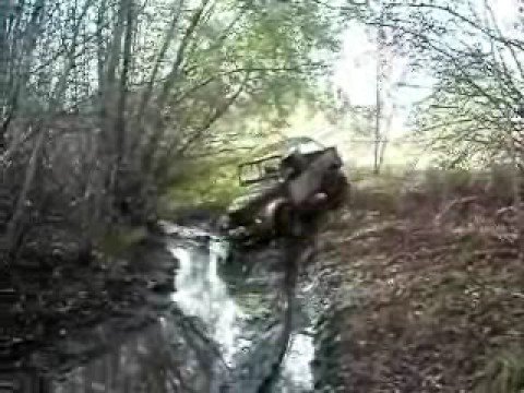 UAZ vs Gaz offroading