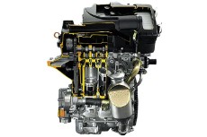 Моторы вполне современны: четыре клапана на цилиндр и изменяемые фазы газораспределения 