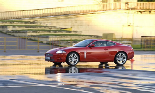 Jaguar XKR